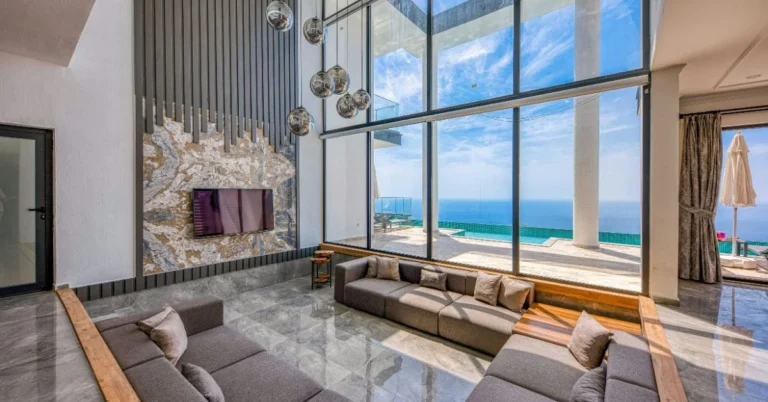 UN Village Apartments are a series of high-end residential complexes located within the larger UN Village (유엔빌리지),